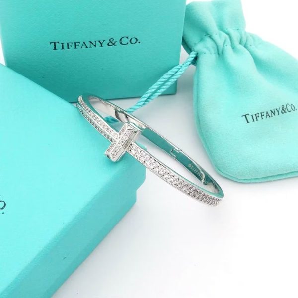 18K T1 Wide Diamond Bangle Bracelet - 图片 8