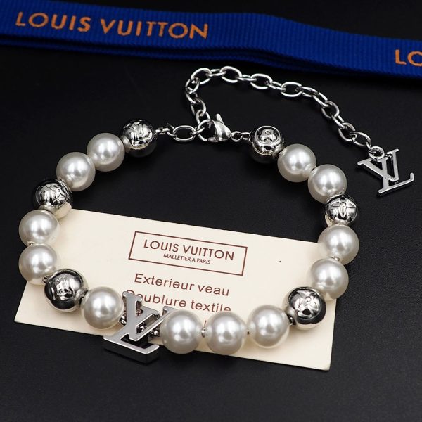 18K Louis Monogram White Pearls Bracelet - 图片 10