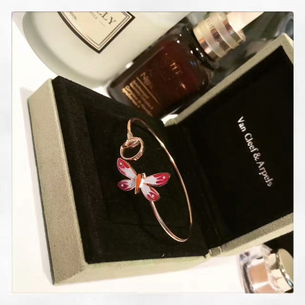 18K Double G Flora Bangle Bracelet - Image 6