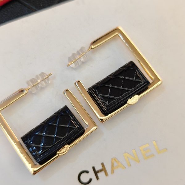 18K CC Black Bag Hoop Earrings - Image 4