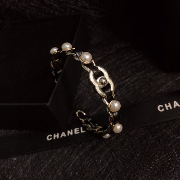 18K CC Leather Open Cuff Bracelet - Image 8