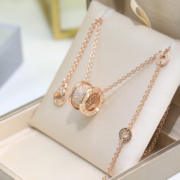 18K B.ZERO1 Diamonds Necklace - Image 8