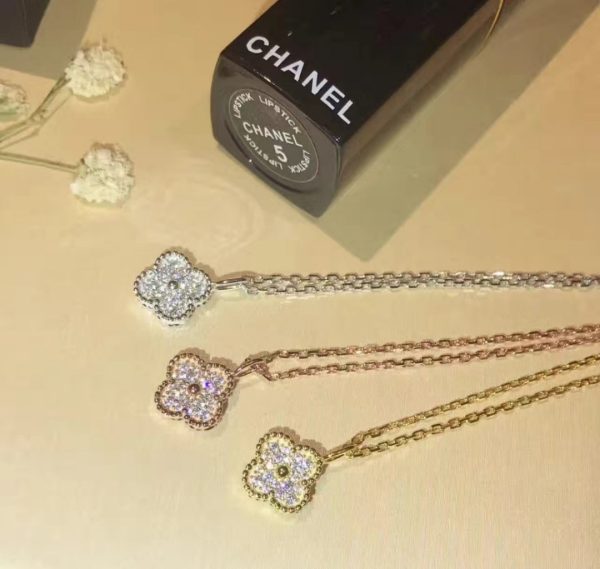 18K White Gold Sweet Alhambra Diamond Necklace - Image 9