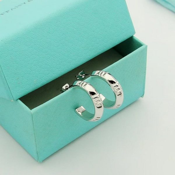 18K Atlas X Hoop Earrings - Image 3