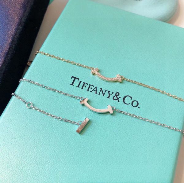 18K T Smile Diamond Bracelet - 图片 10
