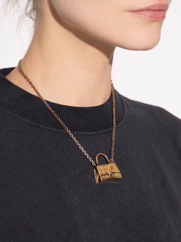18K BB Hourglass Bag Necklace - Image 11