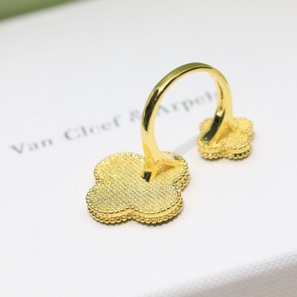 18K Magic Alhambra Malachite Clover Ring - 图片 11