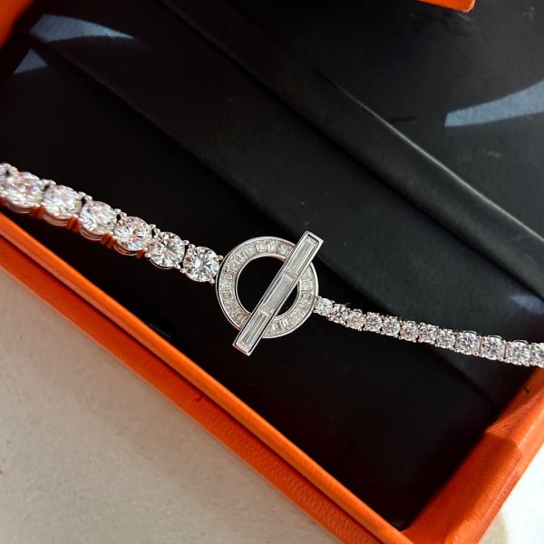18K Finesse Link Diamond H Bracelet - 图片 10