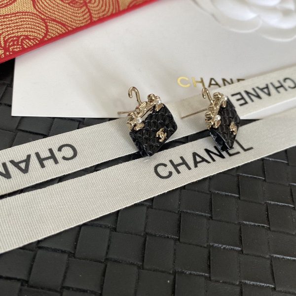18K CC Classic Bag Pendant Earrings - Image 10