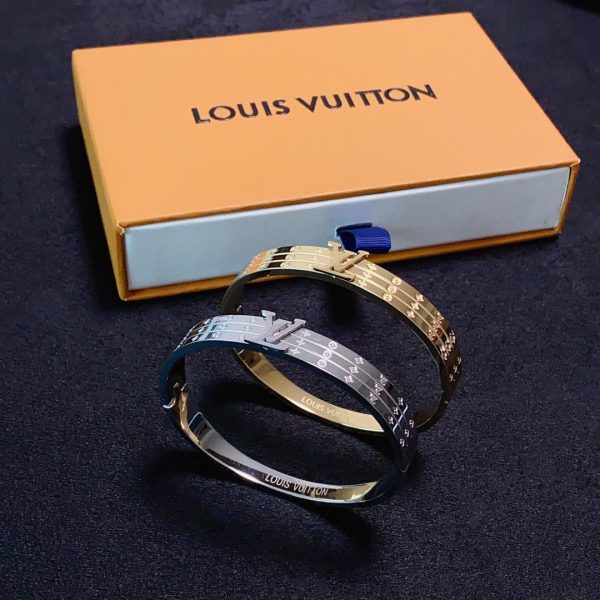 18K Louis Vintage Monogram Bracelet - 图片 9