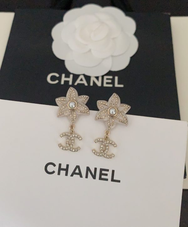 18K CC Camellia Pendant Earrings - Image 9