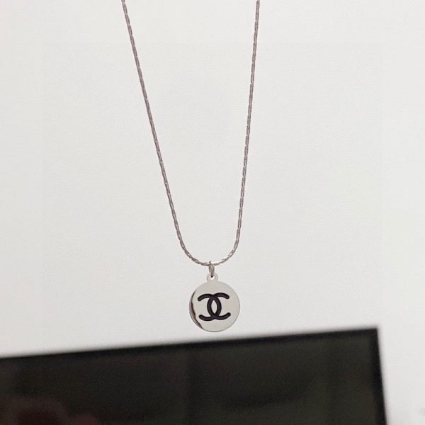 18K CC Round Logo Necklace - 图片 9