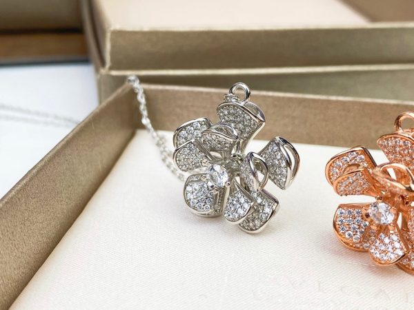 18K BV DIVAS' DREAM Necklace - Image 12