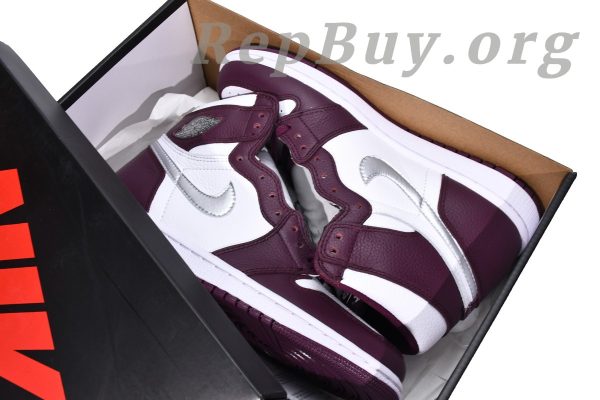 Top Version Air Jordan 1 Retro High OG Bordeaux 555088-611 - 图片 18