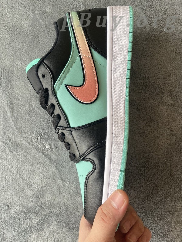 Top Version Air Jordan 1 Low SE Tropical Twist CK3022-301 - Image 6