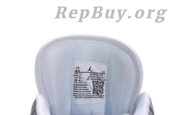 Top Version Air Jordan 1 Low Wolf Grey (W) DC0774-105 - Image 7