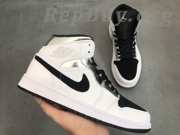 Top Version Air Jordan 1 Mid Alternate Think 16 554724-121 - Image 4