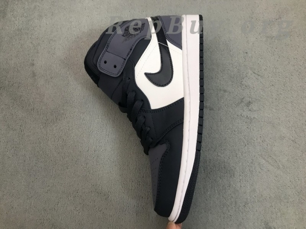Top Version Air Jordan 1 Mid Obsidian Sanded Purple 554724-445 - Image 7