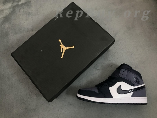 Top Version Air Jordan 1 Mid Obsidian Sanded Purple 554724-445 - Image 13
