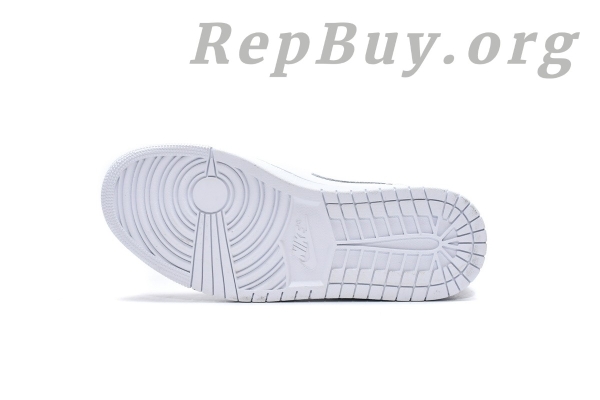 Top Version Air Jordan 1 Mid Triple White (2019) 554724-129 - Image 4