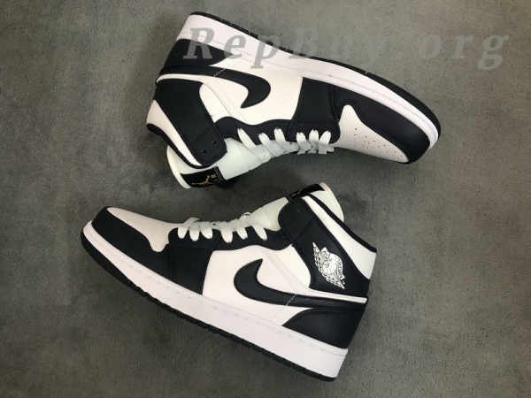 Top Version Air Jordan 1 Mid White Metallic Gold Obsidian 554724-174 - Image 5