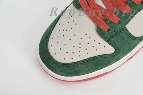 Top Version Nike Dunk Low SE All Petals United Fir Green FN8923-061 - Image 6