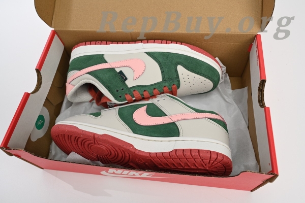 Top Version Nike Dunk Low SE All Petals United Fir Green FN8923-061 - Image 16