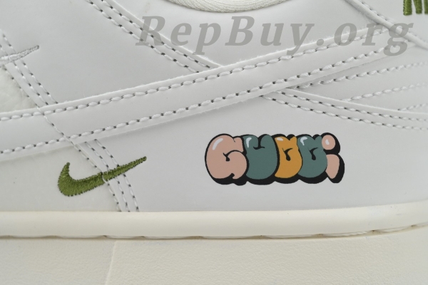 Top Version Nike Dunk Low x Gucci Beige Custom KK1888-007 - 图片 9