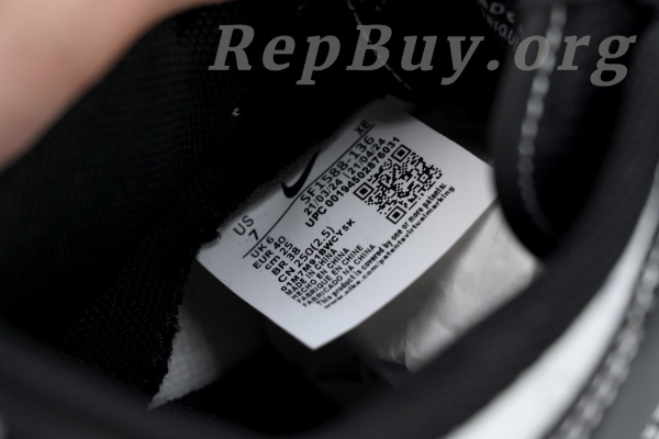 Top Version Nike Dunk Low x Gucci White Black SF1588-136 - 图片 8
