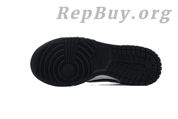 Top Version Nike Dunk Low Supreme, High Quality Replica Nike Dunk, Custom Supreme Black White Sneakers, FC1688-144 Replica, Best Fake Nike Dunk Low, Supreme Collaboration Sneakers, Premium Replica Shoes, Nike Dunk Custom Double Hook