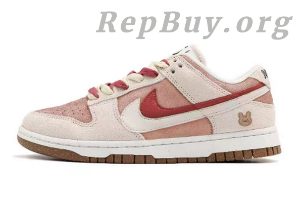 Top Version Nike SB Dunk Low “Year of the Rabbit” DO9457-100