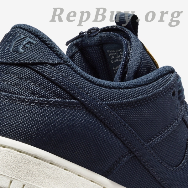 Top Version Nike SB Dunk Low Pro PRM 90s Backpack DX6775-400 - Image 11