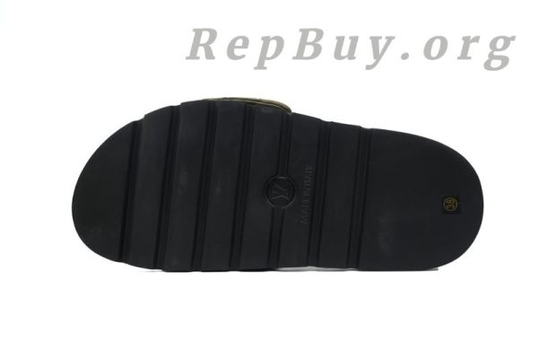 Louis Vuitton Green Relief Nylon Pool Pillow Comfort Flat Slides - 图片 4