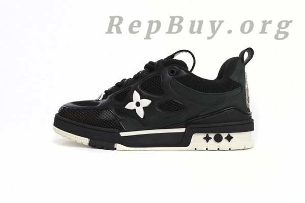Louis Vuitton Skate Sneaker Leather lace up Fashionable Board Shoes Black 51BCOLRB