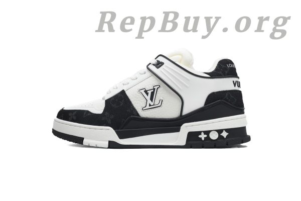 Louis Vuitton LV Trainer Sneaker replica, high quality LV Trainer copy, best LV sneaker rep, white black LV shoes, luxury replica sneakers, 1:1 LV Trainer, designer replica shoes, LV CK24071808 rep, premium LV sneaker duplicate