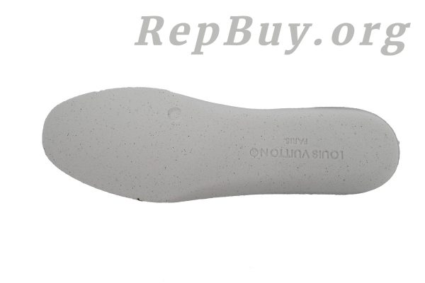 Louis Vuitton LV Trainer Sneaker replica, high quality LV Trainer rep, best LV white khaki sneaker copy, 1:1 LV XD CK24071807 rep, luxury replica sneakers, top quality LV Trainer dupes, LV white khaki shoes clone, perfect LV sneaker replica, designer shoe rep