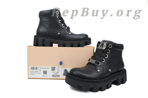 LOUIS VUITTON Martin Boots Black - 图片 8