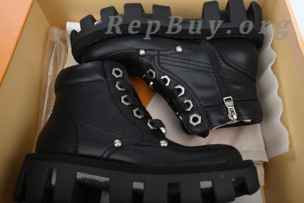 LOUIS VUITTON Martin Boots Black - 图片 10