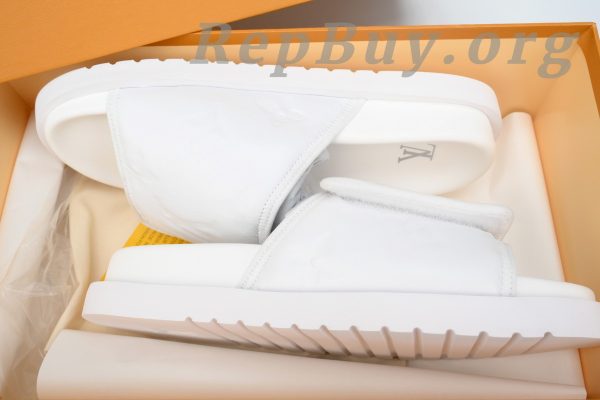 LOUIS VUITTON Miami White Embossed - Image 8