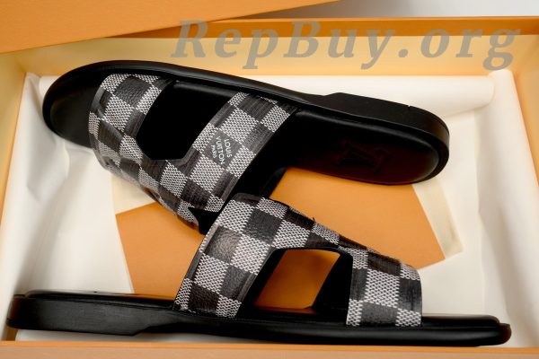 LOUIS VUITTON Oasis Black And White Checkerboard - Image 8