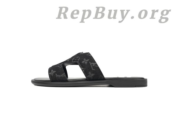 LOUIS VUITTON Oasis Black Cloth