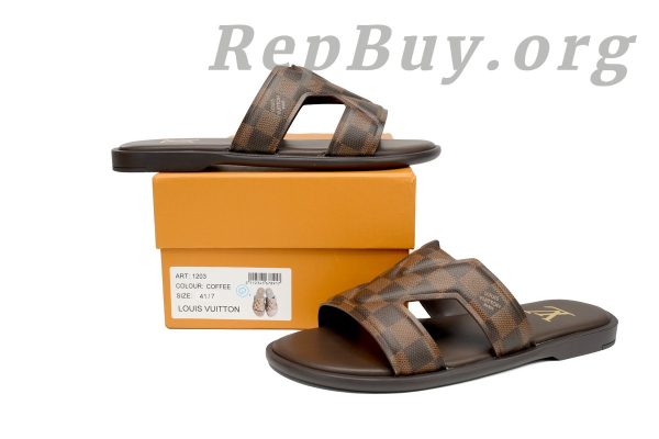 LOUIS VUITTON Oasis Classic Grid - Image 10