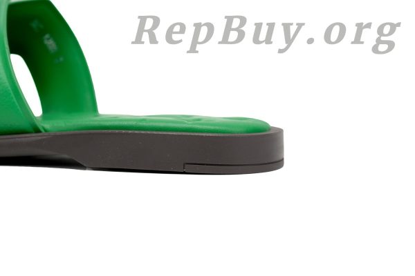 LOUIS VUITTON Oasis Green Glossy Surface - Image 5