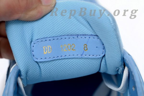 Louis Vuitton Trainer Blue Embossed Monogram 1AARFG - 图片 10