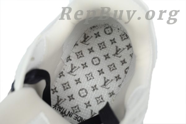 Louis Vuitton Trainer Sneaker replica, high quality LV Monogram sneakers, unisex designer shoes, best LV Trainer copy, luxury street style sneakers, blended fabrics LV shoes, bi-color LV sneakers, top replica LV trainers, 1:1 Louis Vuitton sneakers, premium LV copy shoes