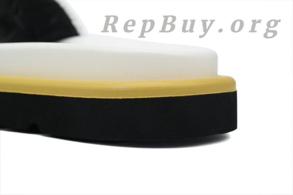 Louis Vuitton White Grid Pool Pillow Comfort Flat Slides - 图片 6