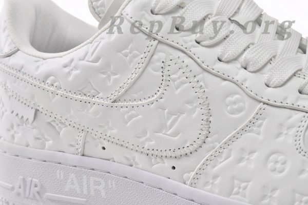 Top Version Louis Vuitton x Nike Air Force 1 Triple White LK0221 - 图片 10