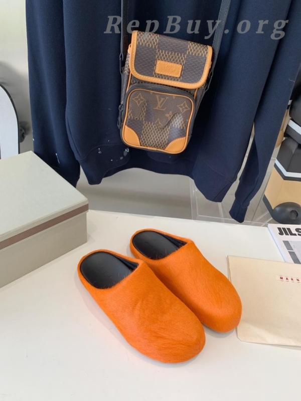 Marni Orange LONG-HAIR CALFSKIN FUSSBETT SABOT Slide SBMS004601P412200R09