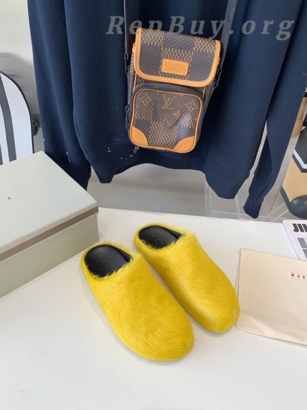 Marni Yellow LONG-HAIR CALFSKIN FUSSBETT SABOT Slide SBMR000600P412200C59