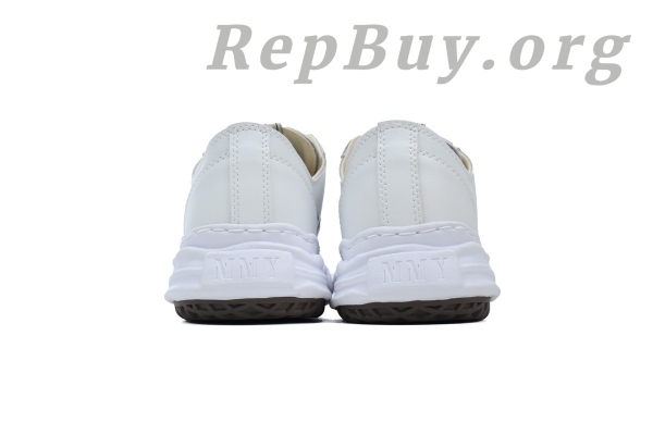 MIHARA YASUHIRO White NO.780 - Image 3